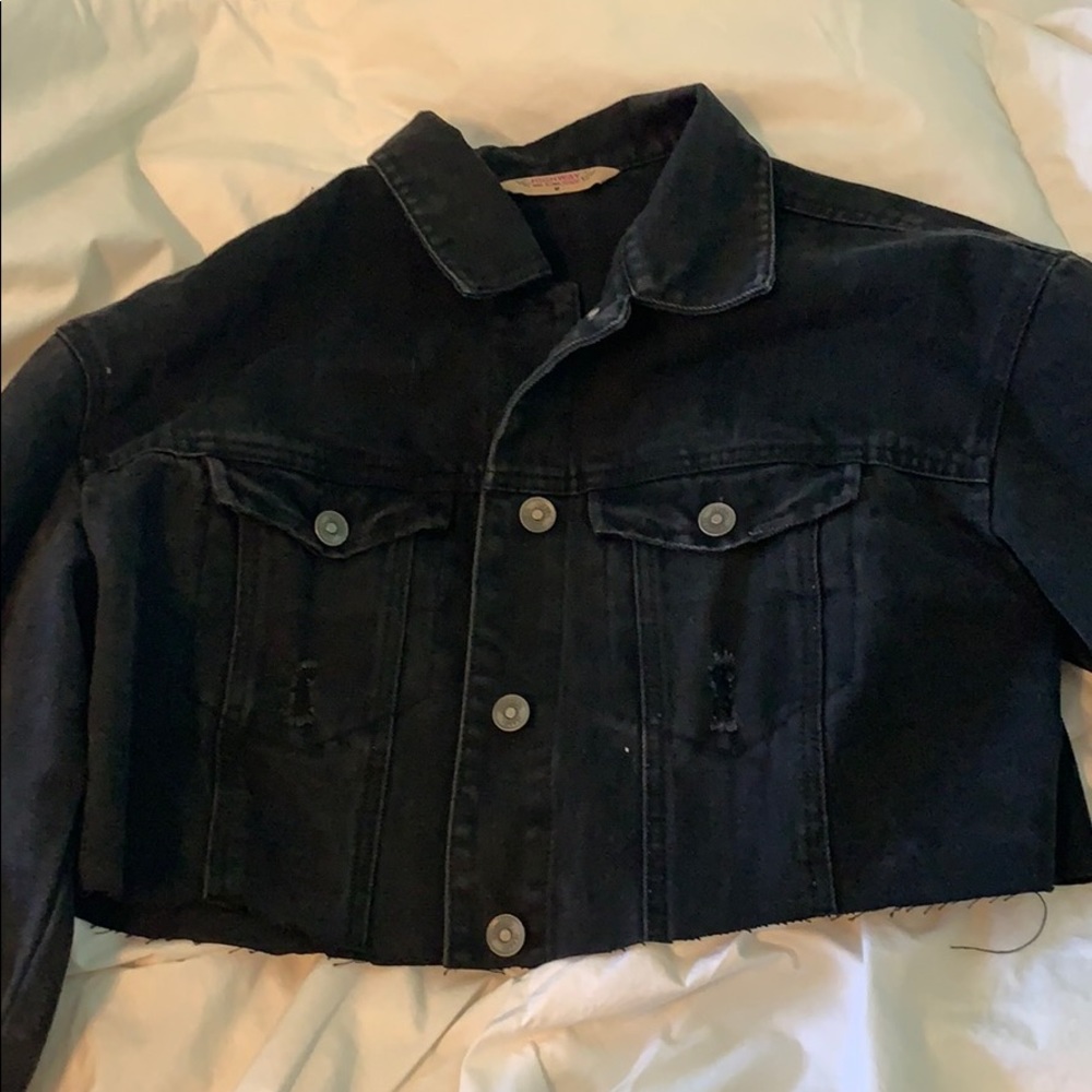 Black Cropped Denim Jacket